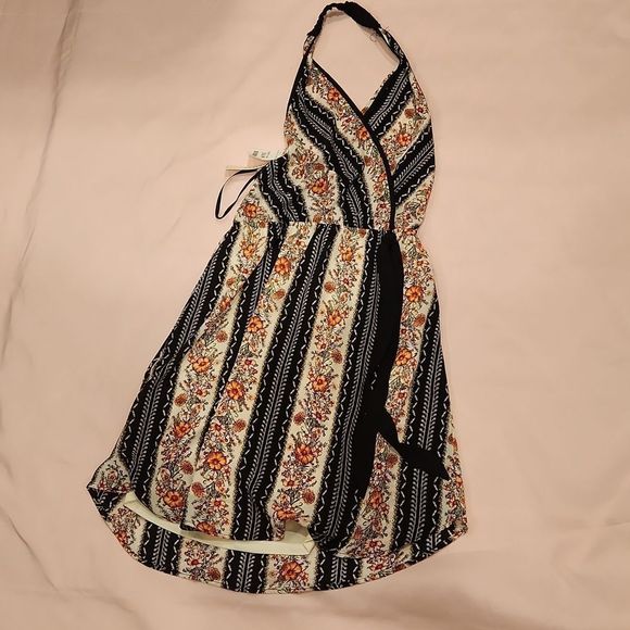Monteau Dresses & Skirts - 3/$30 NWT Monteau Womens Halter Top Dress
